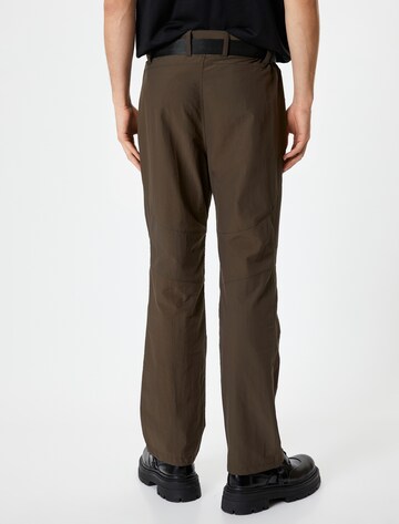 Koton Regular Broek in Groen