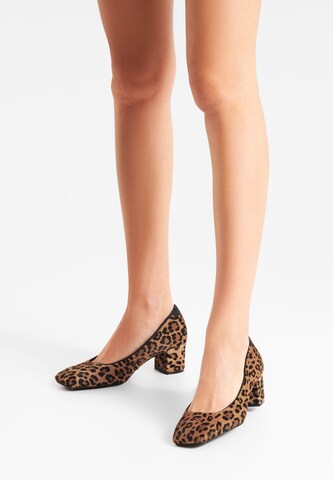 WODEN Pumps in Brown: front