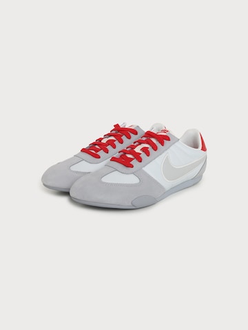 Baskets basses 'SPRINT SISTER' Nike Sportswear en gris