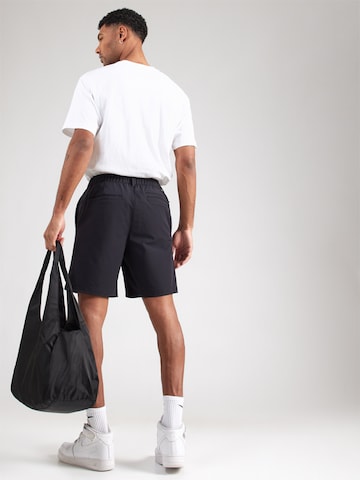 Jordan Regular Broek in Zwart: terug