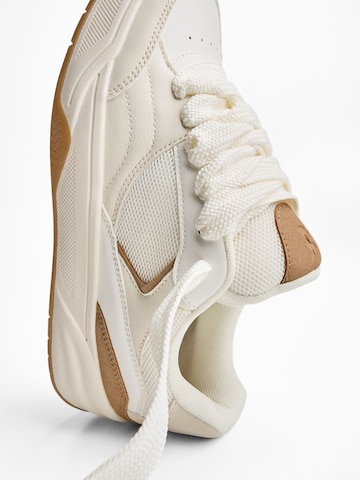 Bershka Sneaker low i hvid