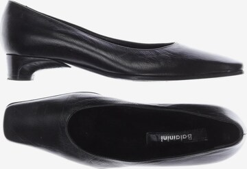 Baldinini Flats & Loafers in 35 in Black: front