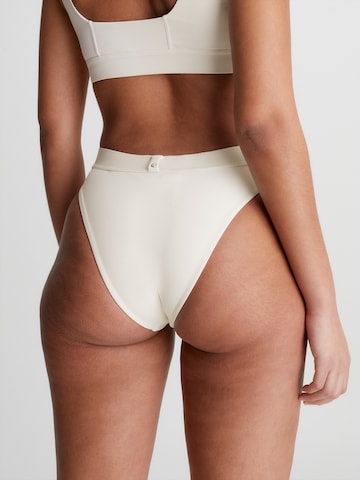 Slip costum de baie de la Calvin Klein Swimwear pe alb