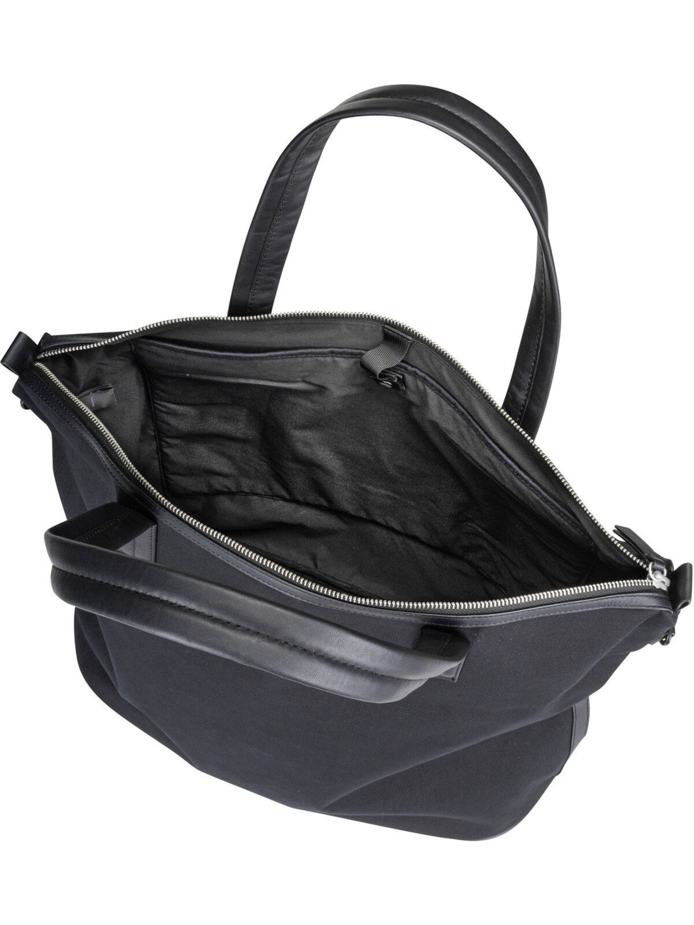 SANDQVIST Weekender in Black