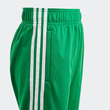 ADIDAS ORIGINALS Tapered Broek 'Adicolor Sst' in Groen