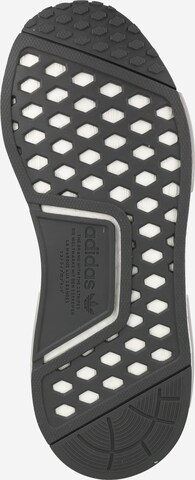 ADIDAS ORIGINALS Slip ons 'Nmd_R1 Strap' i grå