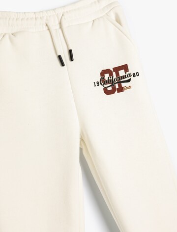 Koton Tapered Broek in Beige