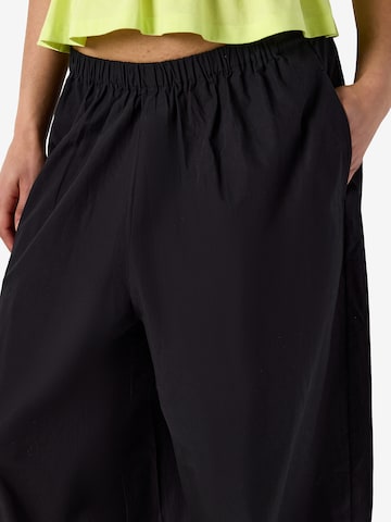 Noisy may Loosefit Háremnadrágok 'NMASTA' - fekete