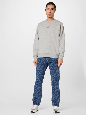 LEVI'S ® Sweatshirt 'Relaxed Baby Tab Crew' in Grau