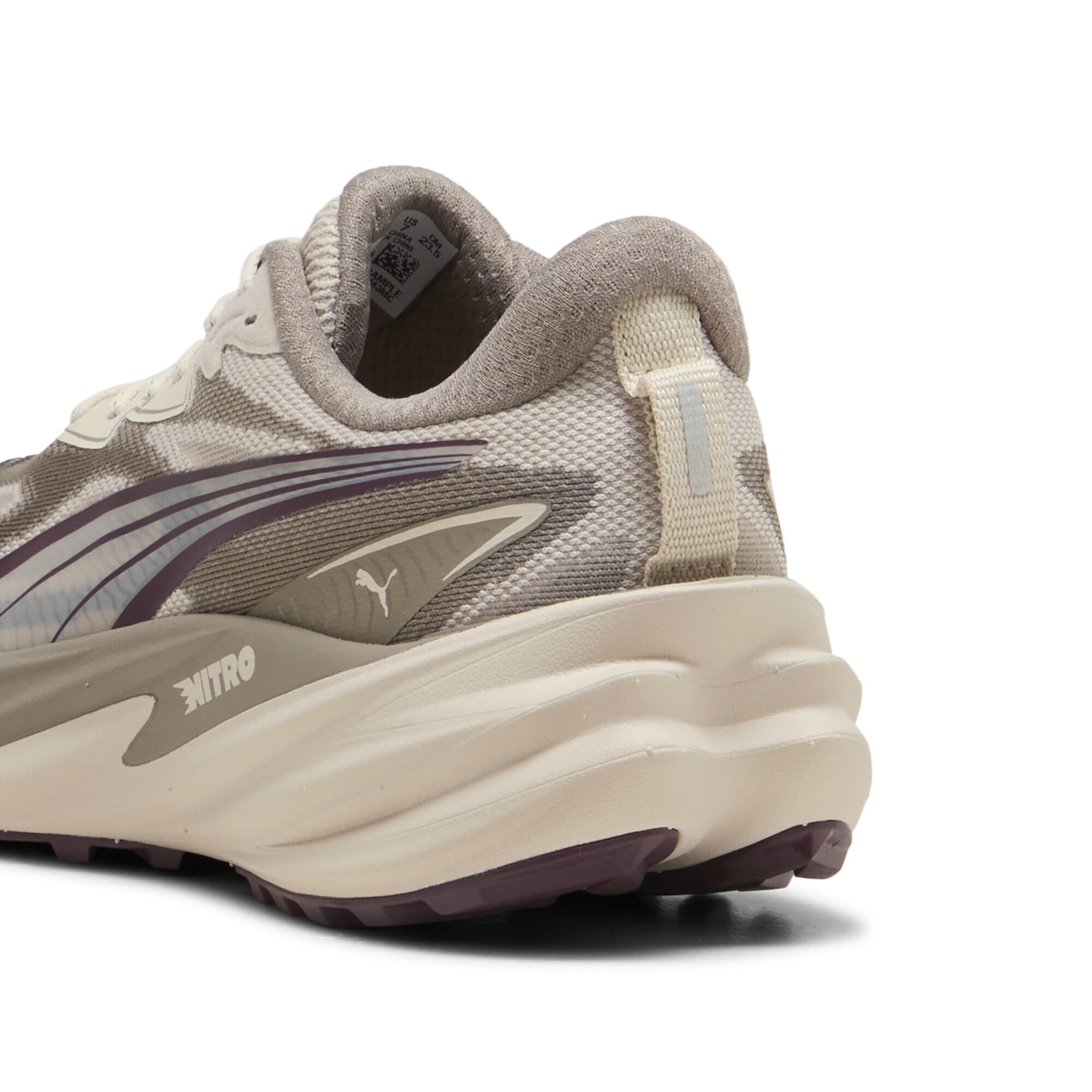 Chaussure de course PUMA en beige