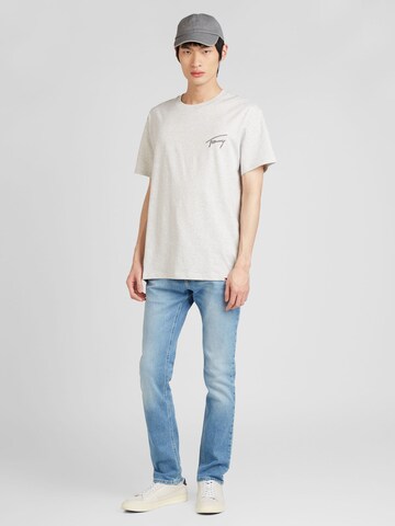 Tommy Jeans T-shirt i grå