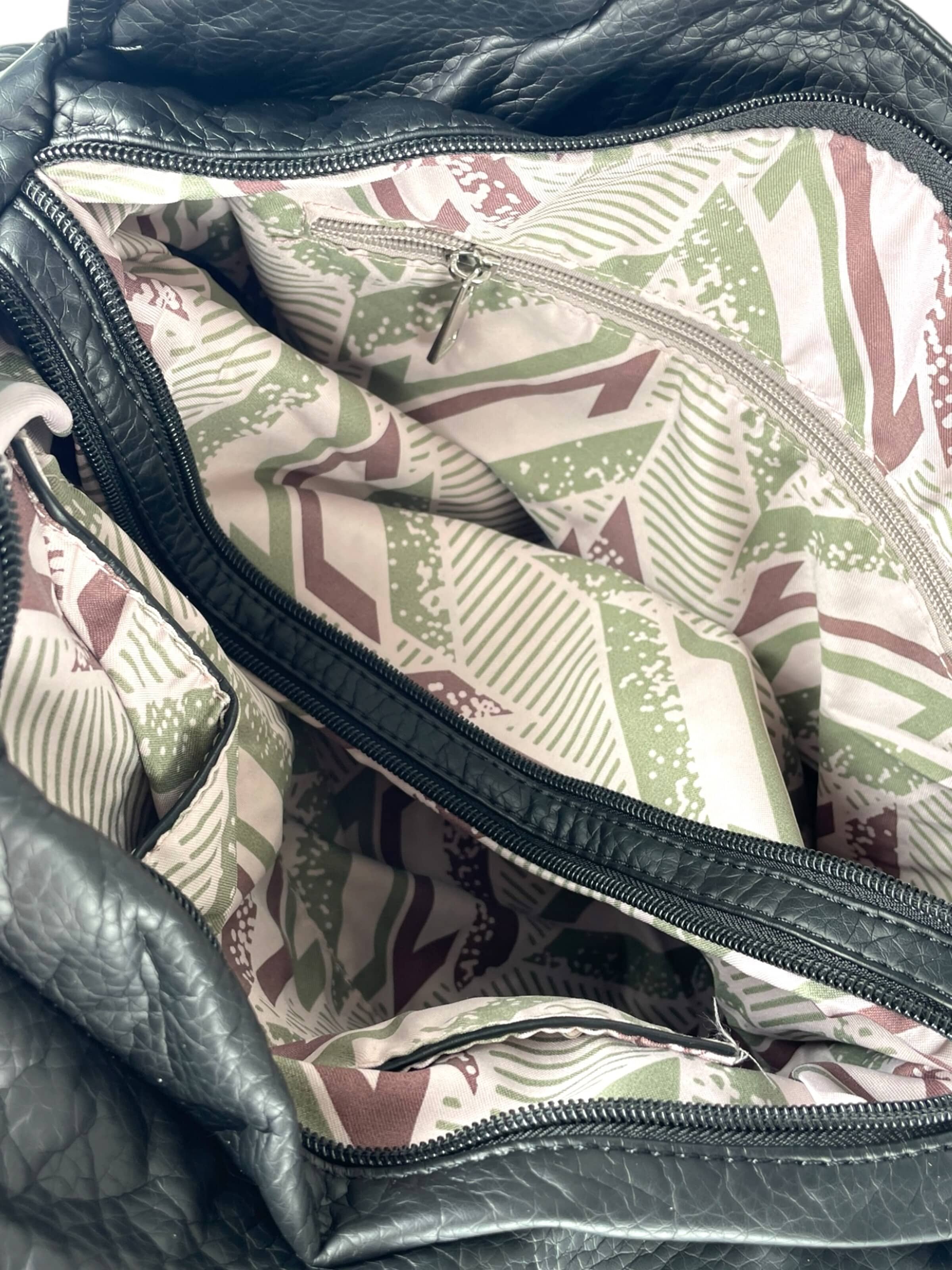 Kumixi Axelremsväska 'Schultertasche' i svart