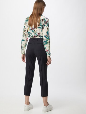 Coupe slim Pantalon à plis 'Emma' Filippa K en bleu