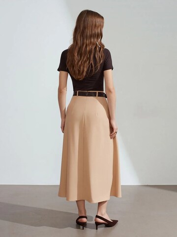 Dilvin Skirt in Beige