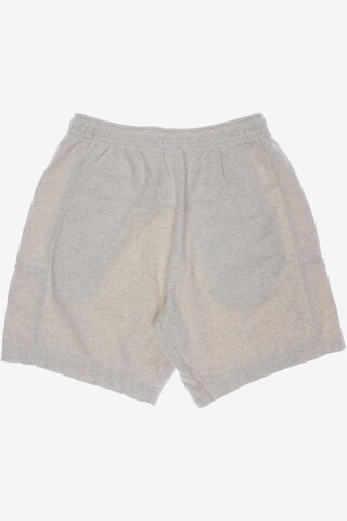 NIKE Shorts 34 in Grau