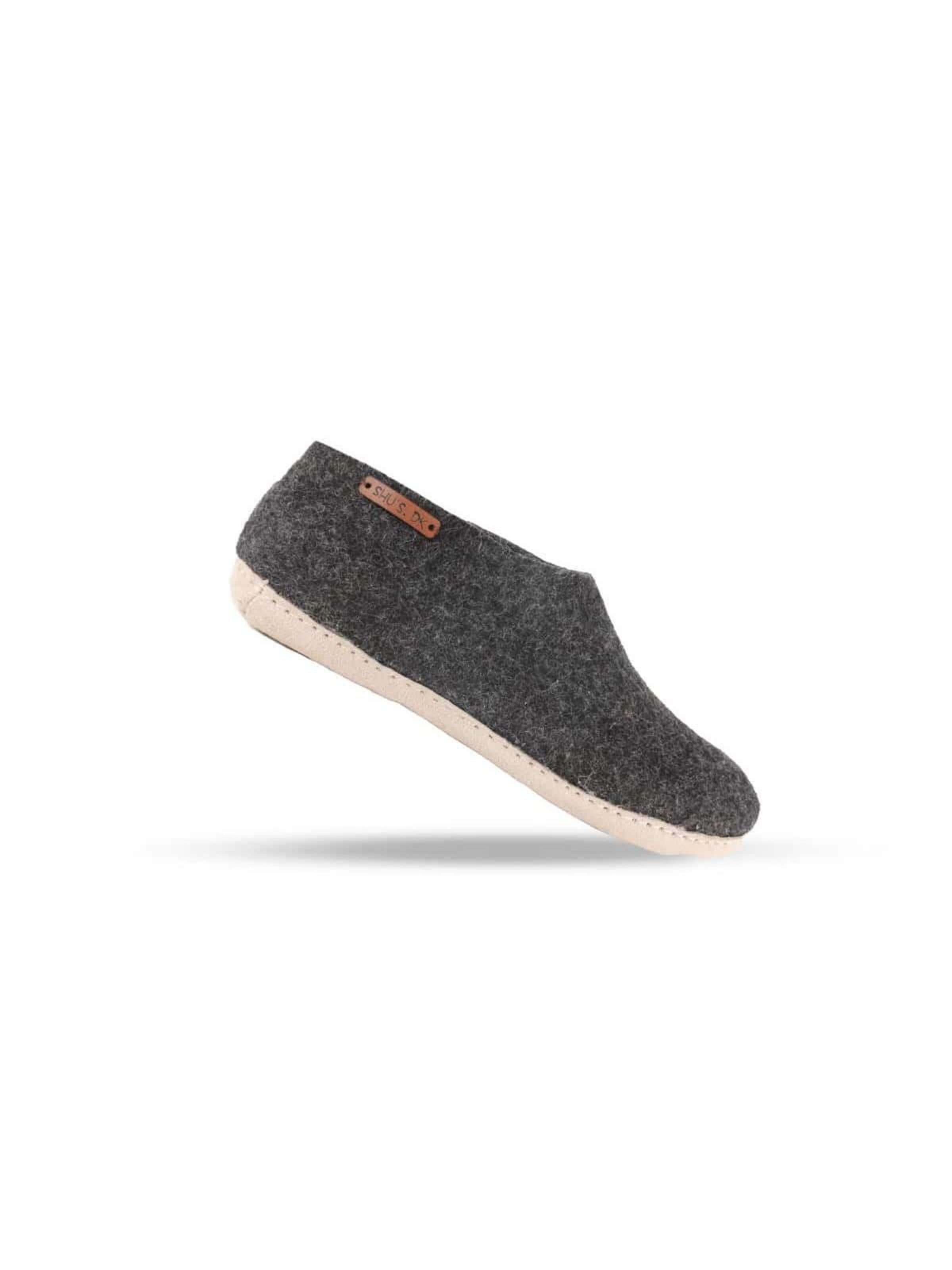 SHUS walk with nature Huisschoenen 'Uldhjemmesko (100% ren uld) - m/sål i skind - Dansk Design fra SHUS' in Grijs