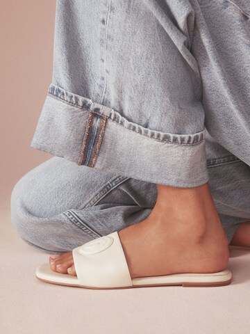 B by Ted Baker Pantoletter i hvid