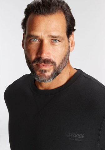 Man's World Sweatshirt in Black