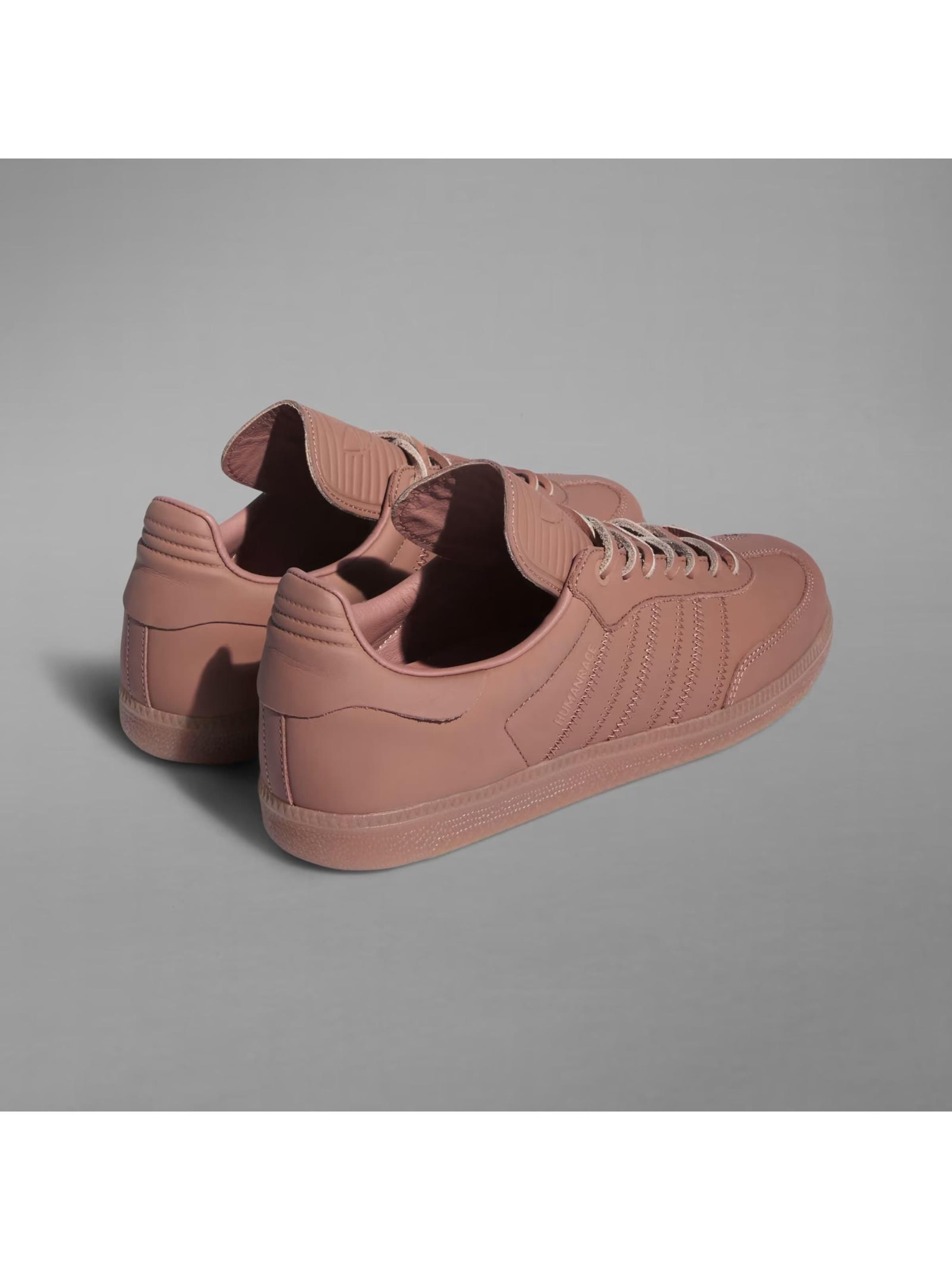 Scarpa sportiva 'adidas Humanrace Samba' di ADIDAS in marrone