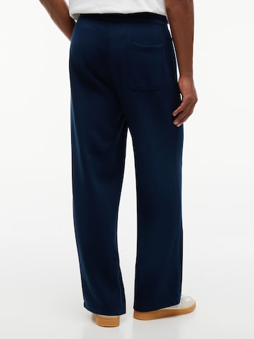 Tommy Jeans Regular Byxa i blå