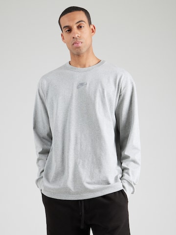 Nike Sportswear - Camiseta 'Premium Essentials' en gris: frente