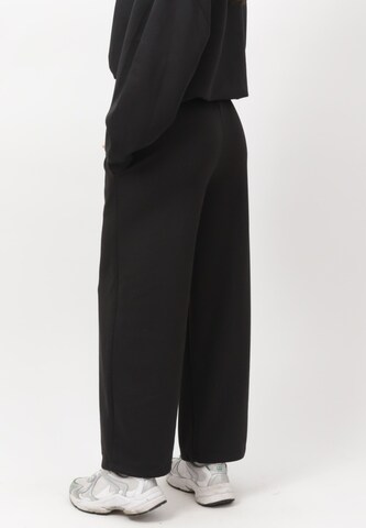 Elara Wide Leg Hose in Schwarz