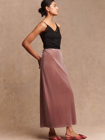 Next - Falda en rosa