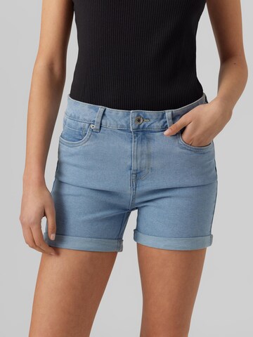 VERO MODA Slimfit Shorts 'LUNA' in Blau