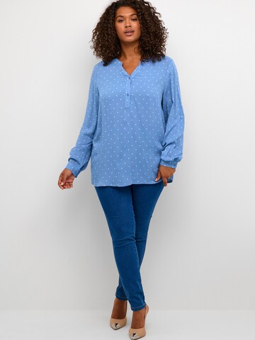 KAFFE CURVE Blouse 'Joy' in Blauw