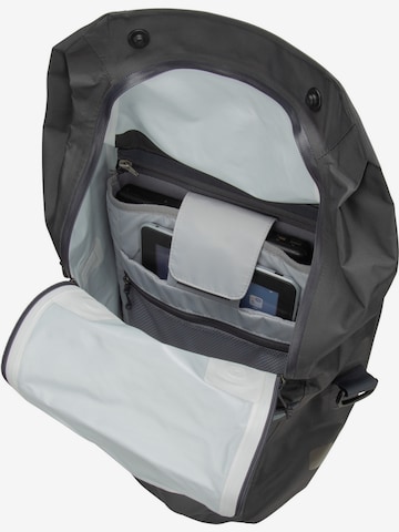 DEUTER Sporttasche 'Mainhattan 17+10' in Grau