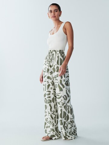 Wide leg Pantaloni 'KADY' di St MRLO in beige: frontale