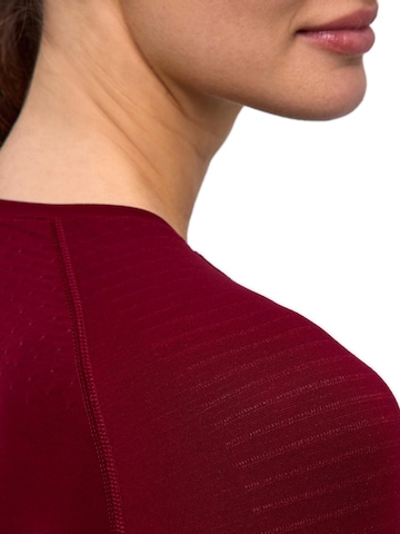 FALKE Base Layer in Red