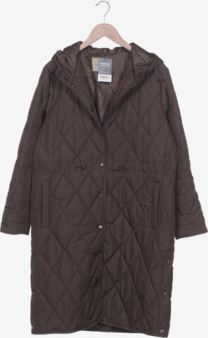 Soyaconcept Jacket & Coat in M in Brown: front