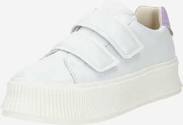 NEWD.Tamaris Sneakers laag in Wit: voorkant