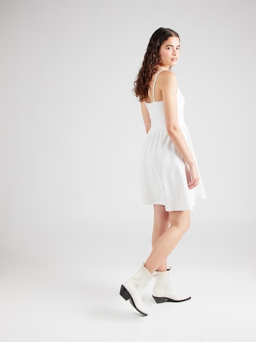 ABOUT YOU Dress in White