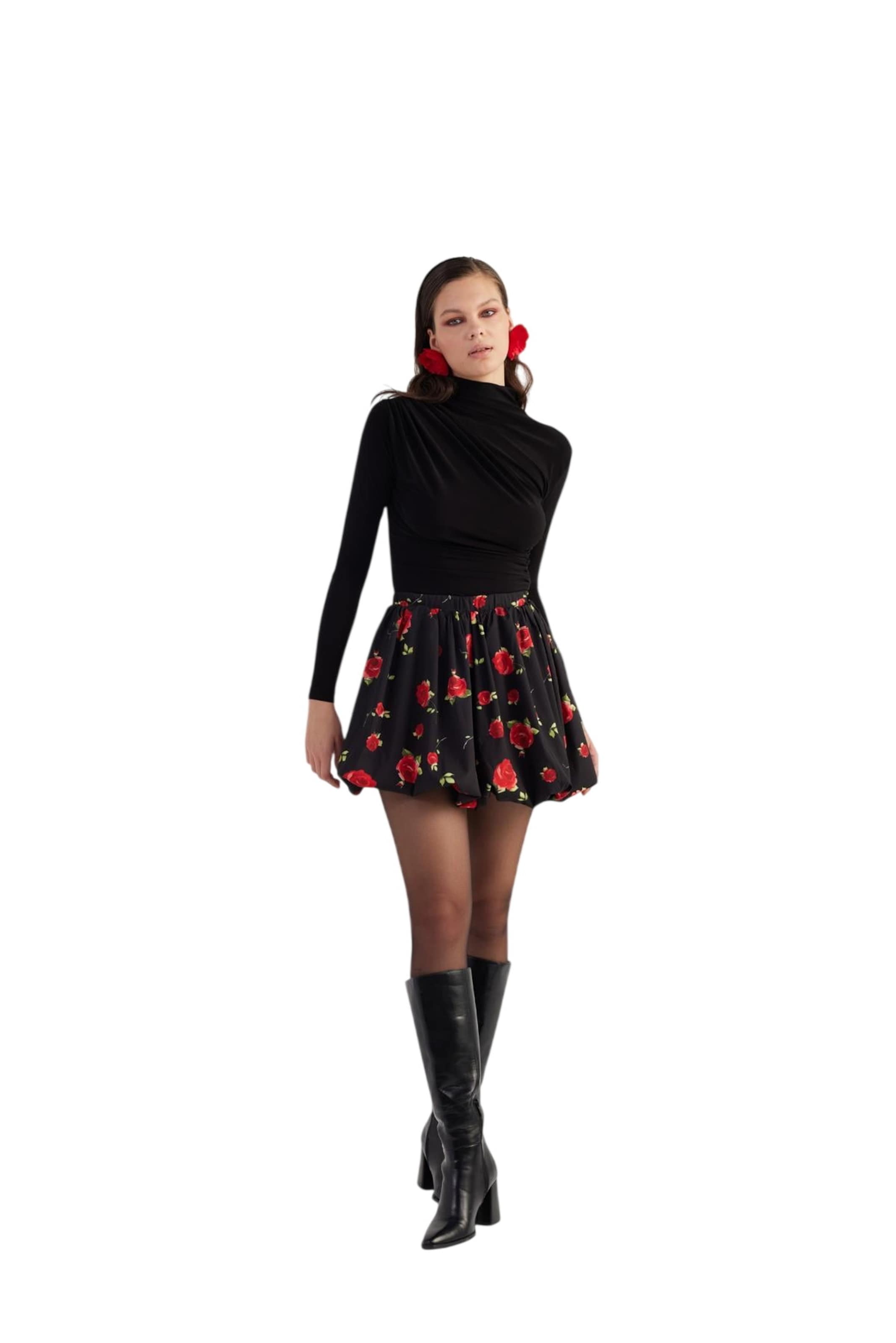 HOLLY LOLLY Sukně – černá