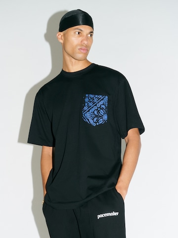 Pacemaker Shirt 'Adrian' in Black: front