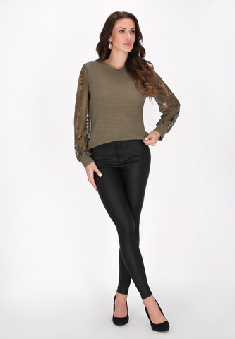 faina Blouse in Groen