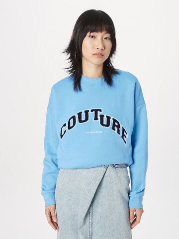 The Couture Club Sweatshirt in Blauw: voorkant