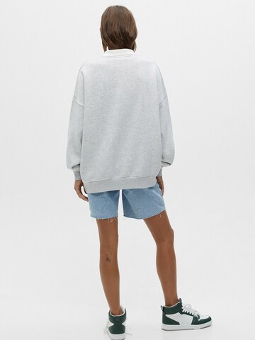 Sweat-shirt Pull&Bear en gris