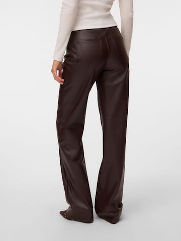 VERO MODA - Pierna ancha Pantalón 'TESSA' en marrón