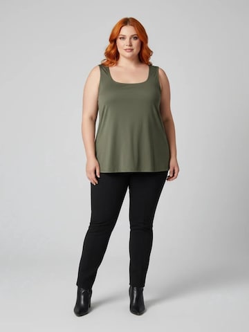 Shape Of You Blouse in Green: front