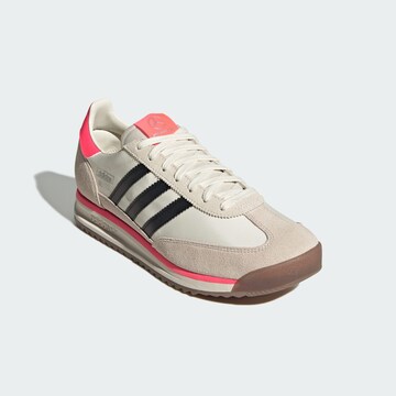 Baskets basses 'SL 72 Rs Mercedes' ADIDAS ORIGINALS en blanc