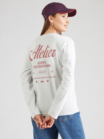 Sublevel Shirt in Grey: front