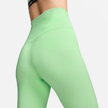Skinny Pantaloni sport 'ONE' de la NIKE pe verde