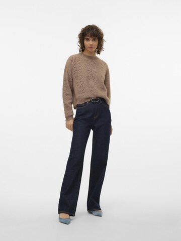 VERO MODA Sweater 'HEARTS' in Brown