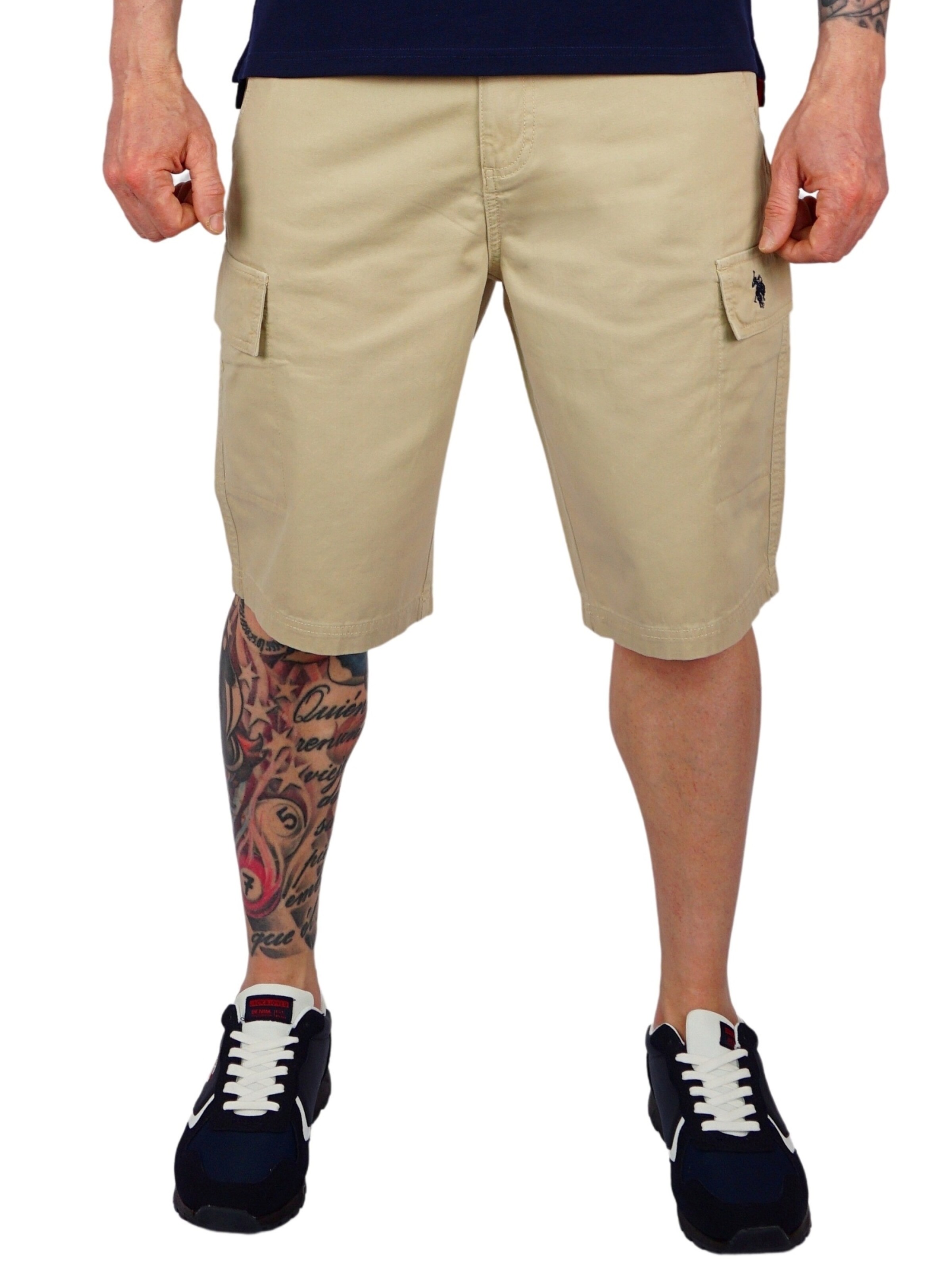 U.S. POLO ASSN. Regular Cargo trousers in Beige: front