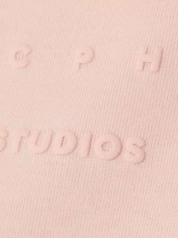 Tricou de la Copenhagen Studios pe roz