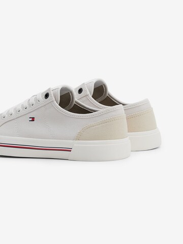 TOMMY HILFIGER Sneaker low i grå