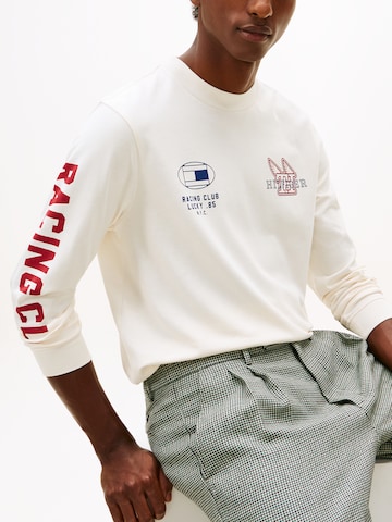 TOMMY HILFIGERMajica 'MODERN ATHLEISURE' - bijela boja